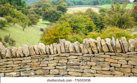 Unique style Cotswold stone wall