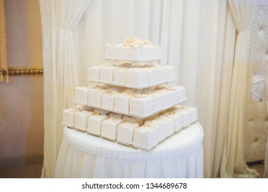 Unique Wedding Cake For Ceremony 