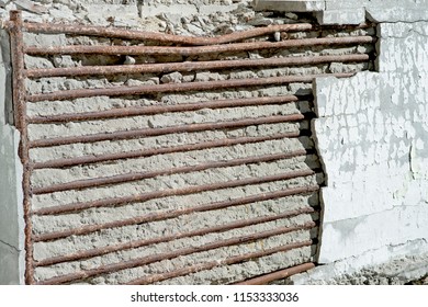 The Unit Is Part Of The Foundation In The Form Of Rebar, Filled With Concrete Of The Old Big Building When Removing The Plaster Cladding.