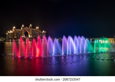 United Arab Emirates, December 02,2021: THE POINTE ,DUBAI. VIEW OF THE SPECTACULAR FIREWORKS AND THE COLOURFUL DANCING FOUNTAINS DURING THE DIWALI CELEBRATION AT THE POINTE PALM JUMEIRAH, DUBAI , UAE 