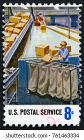 UNITED STATES OF AMERICA - CIRCA 1973: Stamp Printed In USA Shows Parcel Post Sorting; USPS Employees; Scott 1492 A906 8c; Circa 1973