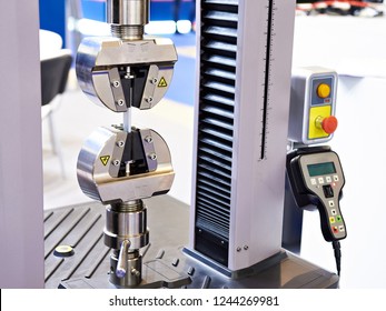 Universal Electromechanical Testing Tensile Machine