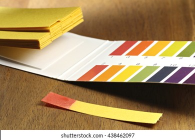 Universal Indicator Paper With Acidic Testing