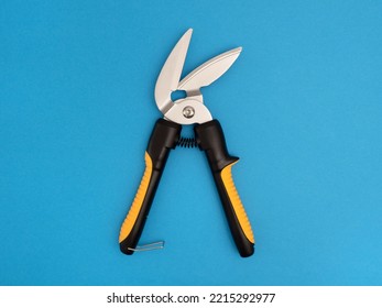 Universal Scissors For Cutting Waste