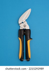 Universal Scissors For Cutting Waste