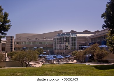 University Of California At San Diego _ Price Student Center