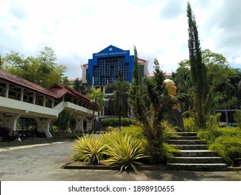 6 Sam Ratulangi University Images Stock Photos Vectors | Shutterstock