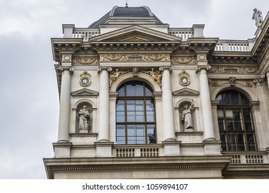 University Of Vienna (Universitat Wien) - Public University Founded By Duke Rudolph IV In 1365, Is Oldest University In German-speaking World. Architectural Detail Of Main Building. Vienna, Austria.