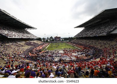 University Of Washington - Husky Stadium