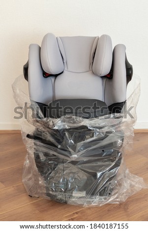 Unpacking a baby car safety seat