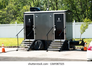 Upscale Porta Potty