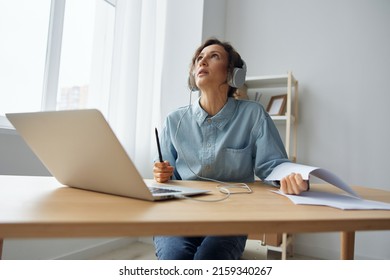 Upset Angry Tired Call Center Operator Stock Photo 2159340267 ...