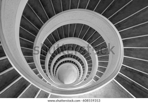 Upward spiral (black and\
white)