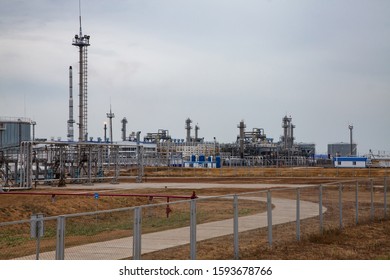 415 Kazakhstan gas processing plant Images, Stock Photos & Vectors ...