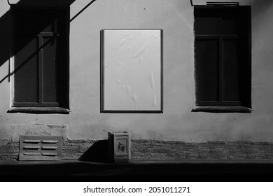 Urban Mock Up White Paper Billboard Or Poster In A Frame On A Wall Background