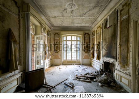 URBEX - Old castle in France