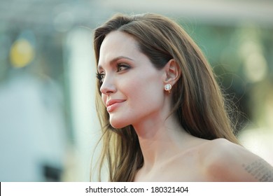 US actress Angelina Jolie poses on the red carpet before the screening of 'The Tree of Life' presented in competition at the 64th Cannes Film Festival on May 16, 2011 in Cannes.