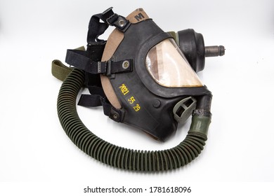 US Army Tanker M25 Gas Mask Respirator Vietnam War