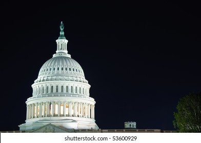 The US Capitol Dome At Night In Horizontal