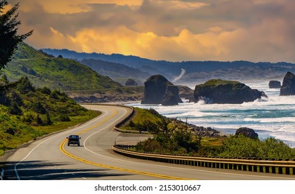 US Highway 101 and ocean sea stacks near the town of Gold Beach on the Oregon coast