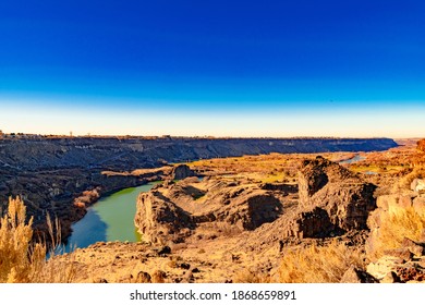 US, ID, Twin Falls, December 2020. Scenic View From The City Bridge. 