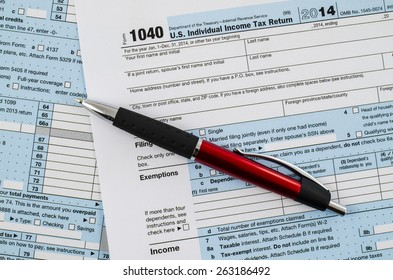 Us Individual Income Tax Return Form Stock Photo 263186492 | Shutterstock