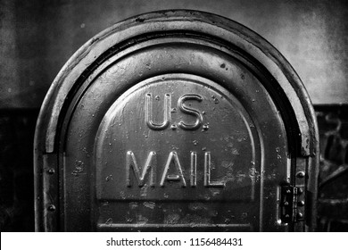 US Mail USPS Street Mailbox