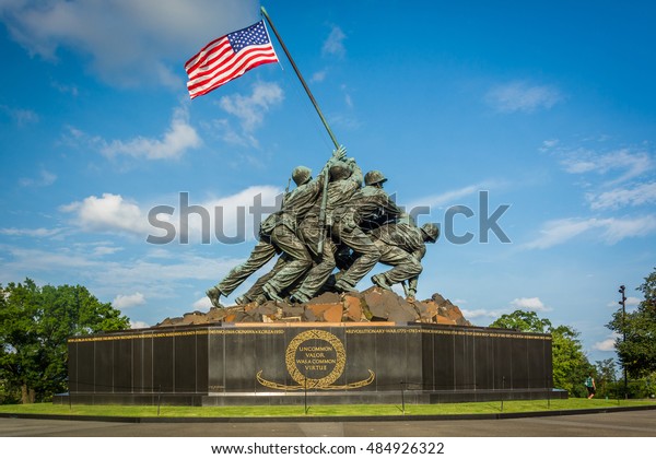 The\
US Marine Corps War Memorial in Arlington,\
Virginia.