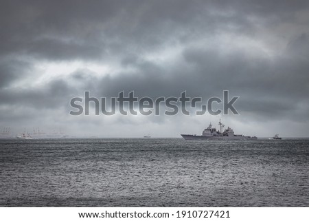 A US Navy destroyer arrives at the harbor in Yokosuka, Japan from Tokyo Bay.