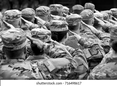 US Soldiers Giving Salute, BW