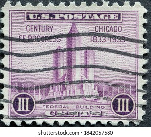 USA - Circa 1933: A Postage Stamp Printed In The US Showing The Federal Building At Chicago. Text: Century Of Progress World’s Fair 