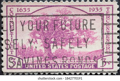 USA - Circa 1935: A Postage Stamp Printed In The US Showing The Huge Old Charter Oak In Hartford, Connecticut