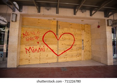 USA. FLORIDA. MIAMI BEACH, SEPTEMBER 2017: City Of Miami Beach Prepare For A Hurricane Irma. Florida. USA. 