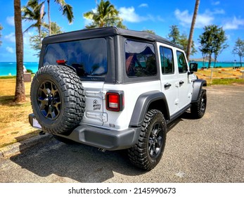 783 Back of jeep Images, Stock Photos & Vectors | Shutterstock