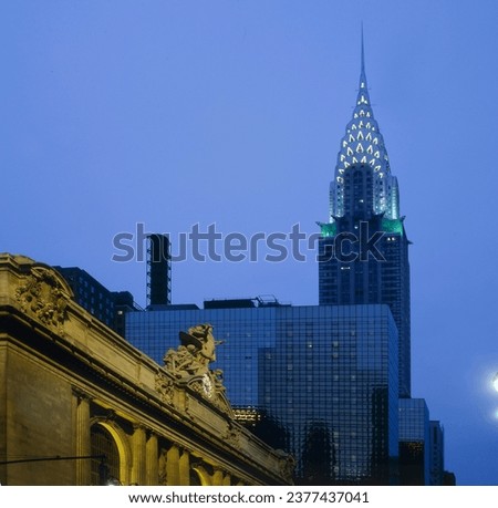 USA, NY, NYC, Chrysler Building, Central Station, 42nd Street, at night