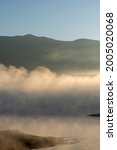 USA, Oregon, Farewell Bend State Park, sunrise through fog over the Snake River.