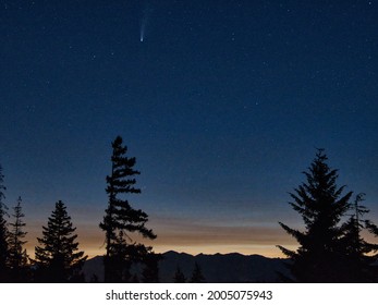 USA, Washington State, Comet NEOWISE Above The Cascade Mountains