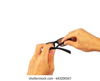use Hand stretch the legs of the glasses to prepare to wear.