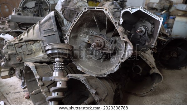 Used car parts on the factory\
shelf. Used auto parts for sale in a store in a landfill.\
Mechanical and automatic transmissions of passenger cars.\
Disassembly of cars.
