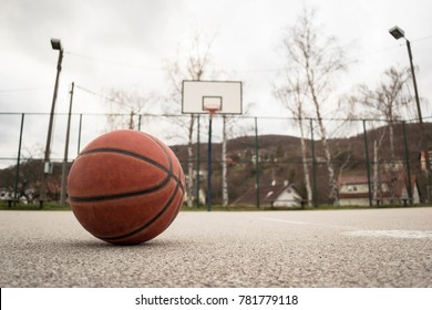 street basket ball