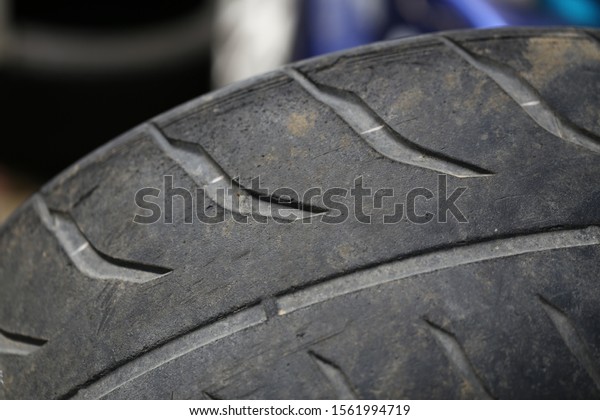 Used racing car’s tire\
detail