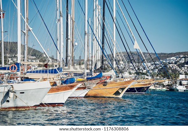 used yacht sails for sale