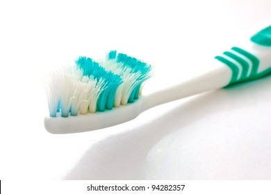 1,206 Toothbrush worn out Images, Stock Photos & Vectors | Shutterstock