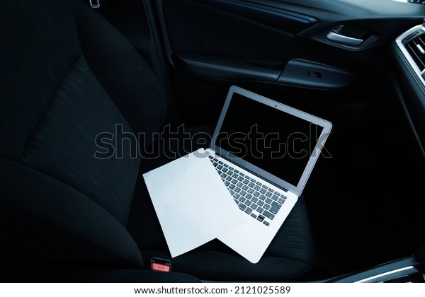 using computer in car
seat