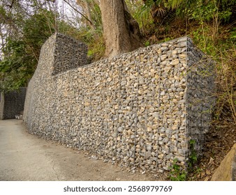 Using gabion as a retaining wall