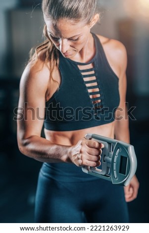 Using Hand Dynamometer for Grip Strength Test