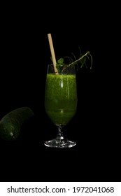 Using Recyclable Bamboo Straw, Herbal Green Juice With Mint And Rosemary Pineapple Spinach Nopal Cucumber, Vegetables Vitamins And Minerals Healthy Visa In Mexico City

