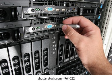 Using a USB memory stick to copy files from rack mounted servers in a data center