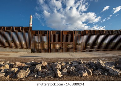 The US-Mexico Border Wall or Fence in Sunland Park2