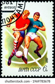 USSR - CIRCA 1981: A Stamp Printed In The USSR Shows Football, Circa 1981